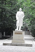 Памятник в Кусарах