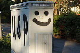 Oz-Smiley und USP-Tag (Die Buchstaben USP stehen für die FC-St.-Pauli-Fans Ultra Sankt Pauli)