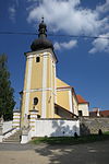 Overview of church of Saint Martin in Budkov, Třebíč District.JPG