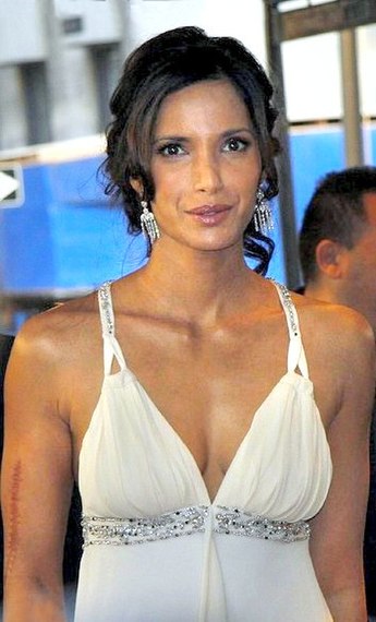 padma lakshmi scar depiction