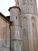 Torreta adosada al campanario