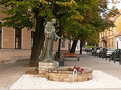 Assisi Szent Ferenc-szoborkút Pécsett