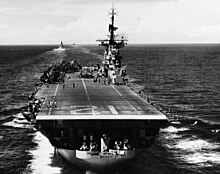 USS Boxer (CVA-21) в пути у берегов Кореи в июле 1953.jpg