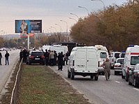 Emergency services converge at the scene of the bombing Volgograd bus bombing 2013 02.JPG