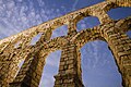 22. Római vízvezeték a spanyolországi Segoviában alkonyatkor. Ez a kép 2. díjat nyert a Wiki Loves Monuments 2012 versenyen. (javítás)/(csere)