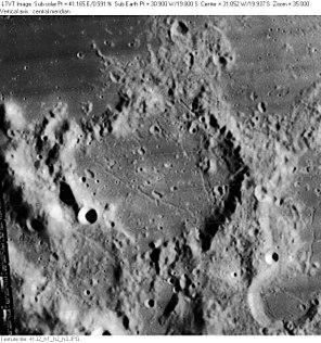 Знімок зонду Lunar Orbiter - IV.