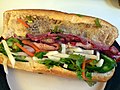 Bánh mì kẹp thịt kiểu Sài gòn