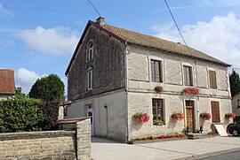 The town hall in Blaisy