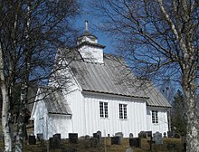 Foto einer weißen Holzkirche