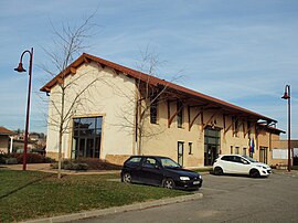 The town hall of Chèzeneuve