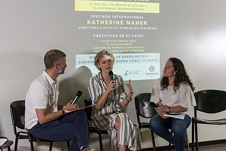 Katherine Maher in the University of Chile