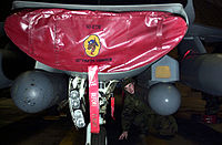 F-16 equipped with LANTIRN pods.jpg