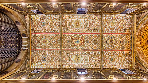 Detail of the ceiling.