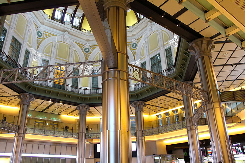 Datei:JP-Tokyo-Tokyo-Station-Main-Building-South-Side-Entrance-Hall.JPG