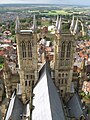 Vue des deux tours occidentales depuis le haut de la tour-lanterne.