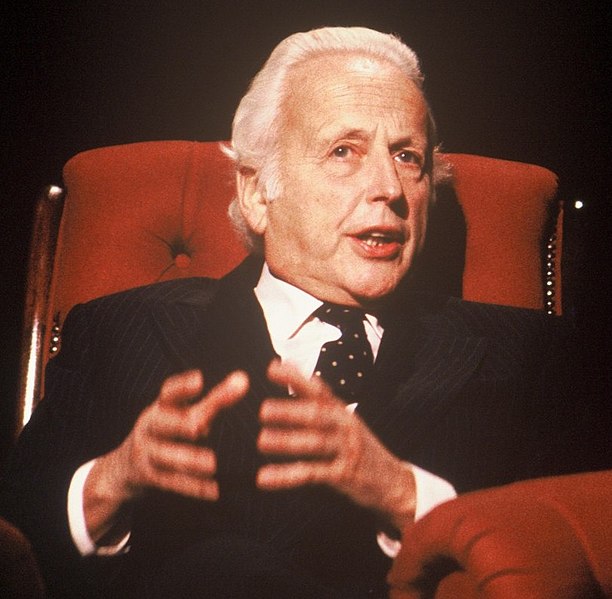 File:Peregrine Worsthorne appearing on "After Dark", 21 October 1989.jpg