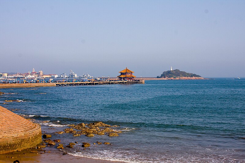 800px-Qingdao_Pier.jpg