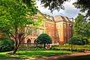 Regent University Robertson Hall.jpg