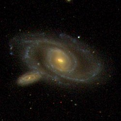 SDSS NGC 3861 и MCG + 03-30-094.jpg