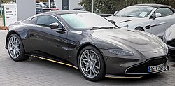 Aston Martin Vantage V8