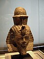 Berlin Neues Museum - statue d'Amenhotep III.jpg