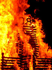 180px-Dartmouth_bonfire.jpg