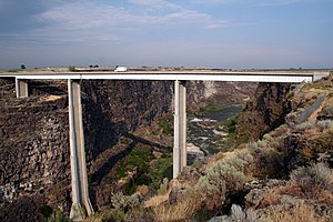 Hansen Bridge