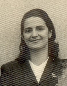 Marília Chaves Peixoto