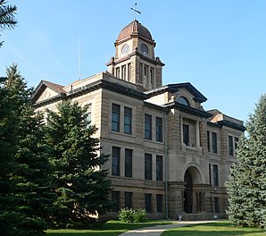 Das Marshall County Courthouse in Britton, seit 2006 im NRHP gelistet[1]