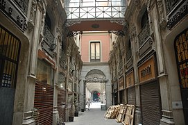 Plaça Reial - Ptge. Bacardí