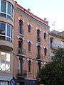 Edifici d'habitatges a la plaça del Pilar, 4 (Igualada)