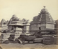 Ruiny Vijianuggur, kónické chrámy, chrámy Hemakuta Hill Shiva v Hampi, Vijayanagara, 1868