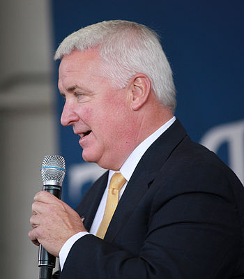 English: Tom Corbett at the McCain rally at th...