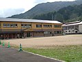 旧温泉町立八田中学校 現・上山高原ふるさと館