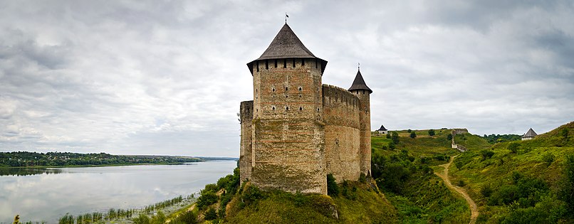 Khotyn Fortress, Khotyn