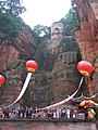 Blick auf den Buddha vom Wasser