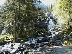 Cascade du Pont d'Espagne sur le bras occidental.