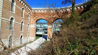 Ancien casernement et pont à canons