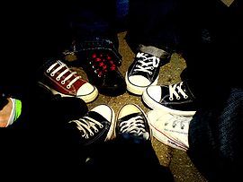 http://upload.wikimedia.org/wikipedia/commons/thumb/1/1b/Emo_shoes.jpg/270px-Emo_shoes.jpg