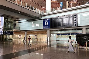 8月25日，没有到港航班显示的北京首都国际机场三号航站楼国际到达区