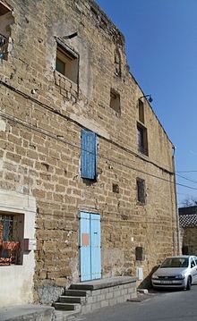 Pan de mur d'une maison.