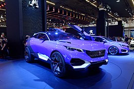 Peugeot Quartz et 308 R HYbrid au salon de Shanghai 2015