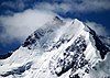 Le Piz Bernina et le Biancograt (« arête blanche »).