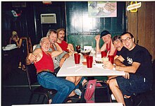 Skupina The Grandmothers, zleva: Bunk Gardner, Ener Bladezipper, Sandro Oliva, Don Preston, Jimmy Carl Black a Stefano Baldasseroni