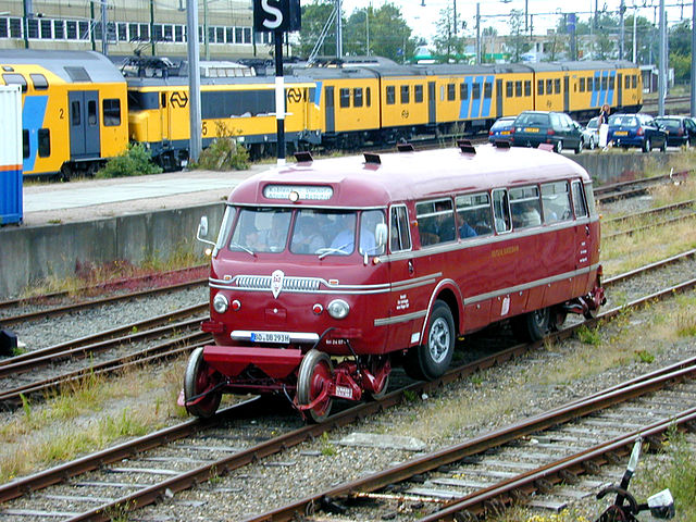 Schienen-Straßen-Omnibus