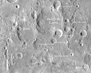 Bohr und Vasco da Gama, links unten Vallis Bohr (LROC-WAC)