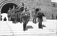 Funeral of General Korten at the Tannenberg Memorial Bundesarchiv Bild 101I-676-7970-02, Beerdigung von Generaloberst Gunter Korten.jpg