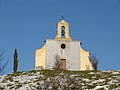 La chapelle Notre Dame de la Salette de Calas sur sa colline