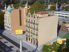 Casa Batlló y Casa Calvet.