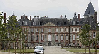 Le château de Montmirail.